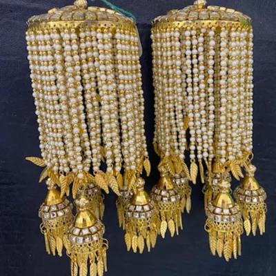 Golden Heavy Kaleera with Kundan and Pearls Chain